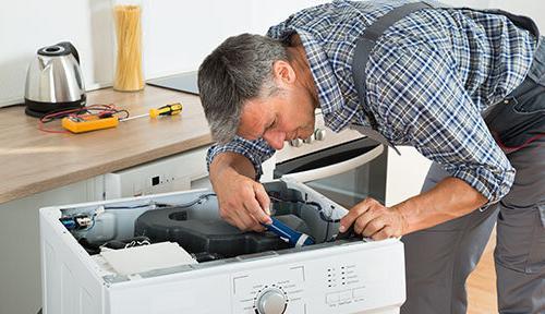 washer repair technician